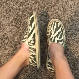 Zebra Sanuks